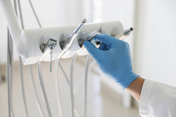 Professional Tooth Extraction technician working in Johnson City, TN